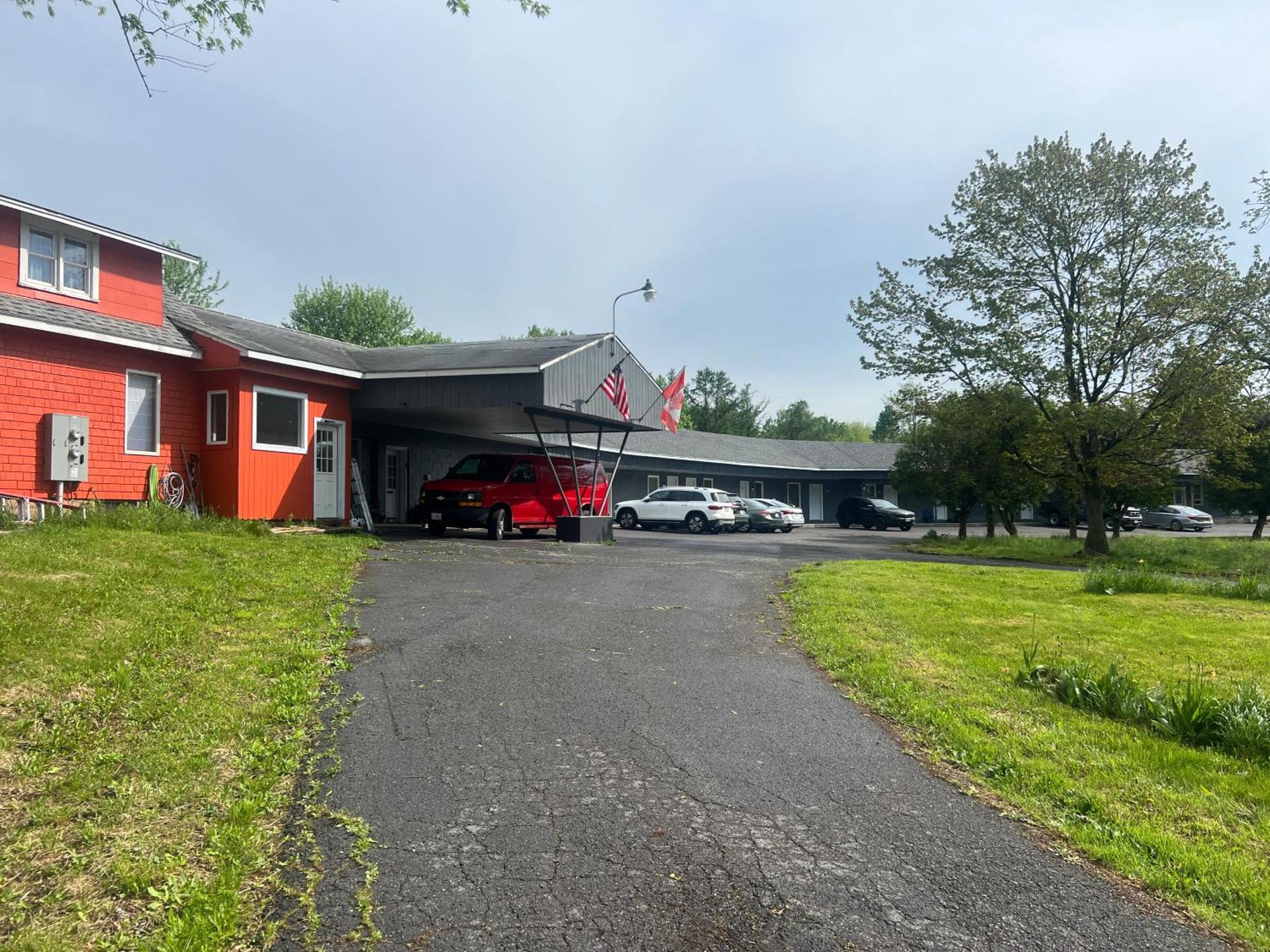 Nest Inn Watertown Exterior foto